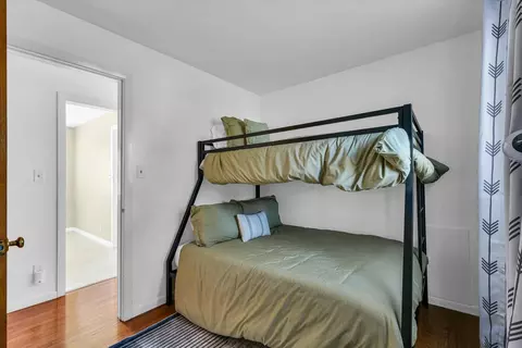 Bedroom - 1906 Garling Dr, Bloomington, IL 61701 photo 4 of 6