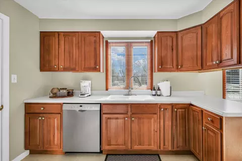 Kitchen - 1906 Garling Dr, Bloomington, IL 61701 photo 1 of 4