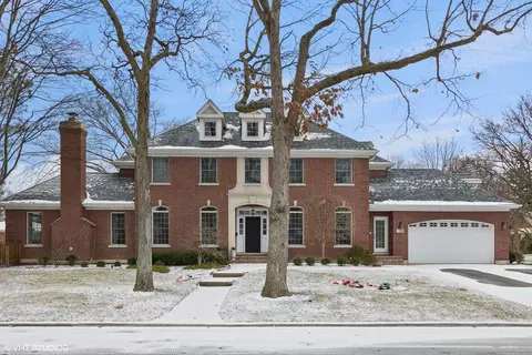 700 Harvard St, Wilmette, IL 60091