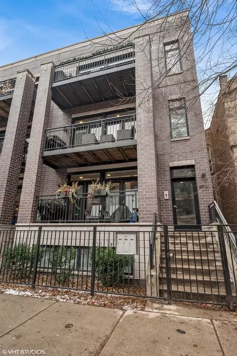 4836 N Damen Ave #2, Chicago, IL 60625