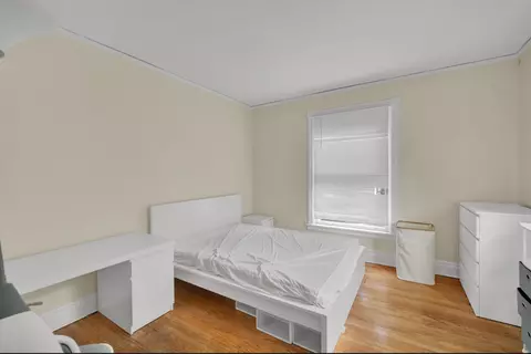 Bedroom - 2024 Maple Ave, Evanston, IL 60201 photo 1 of 1