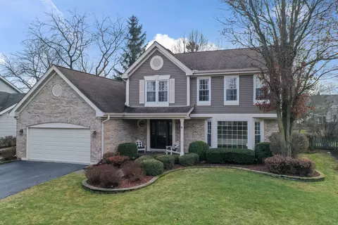 1371 Farmgate Rd, Bartlett, IL 60103