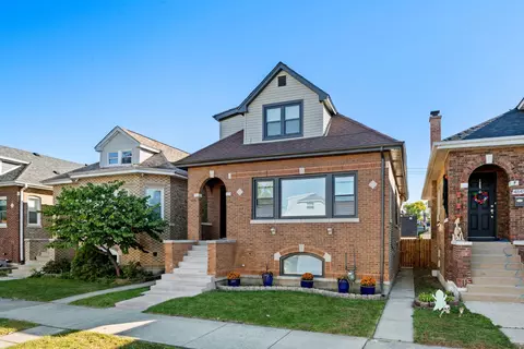 4849 N Merrimac Ave, Chicago, IL 60630