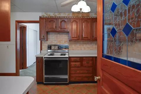 Kitchen - 309 E Ziebarth Rd, Normal, IL 61761 photo 7 of 9