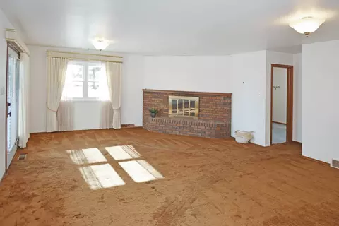 Living - 309 E Ziebarth Rd, Normal, IL 61761 photo 2 of 9