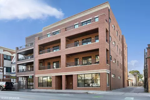 1349 W Belmont Ave #4W, Chicago, IL 60657
