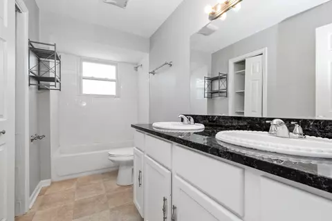 Bath - 15627 Cornell Ave, Dolton, IL 60419 photo 1 of 2