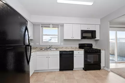Kitchen - 15627 Cornell Ave, Dolton, IL 60419 photo 1 of 2