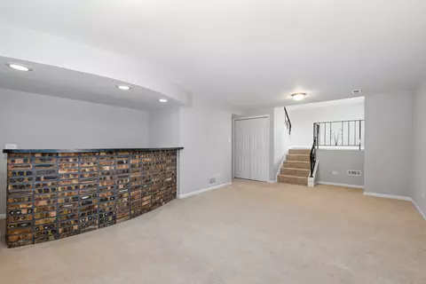 Living - 15627 Cornell Ave, Dolton, IL 60419 photo 5 of 5