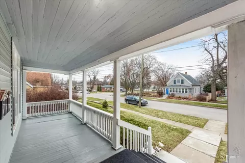 1105 Morton Ave, Elgin, IL 60120 photo 11