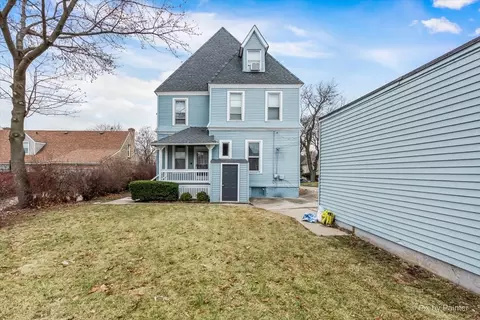 1105 Morton Ave, Elgin, IL 60120 photo 9