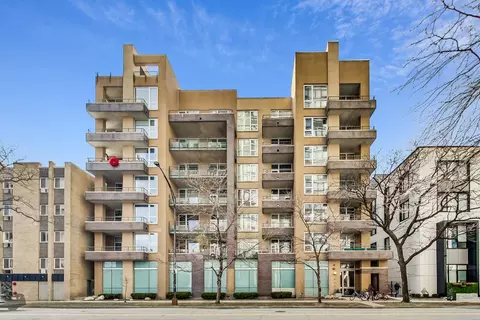 5430 N Sheridan Rd #302, Chicago, IL 60640