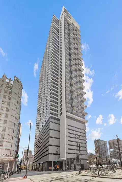 235 W Van Buren St #3218, Chicago, IL 60607