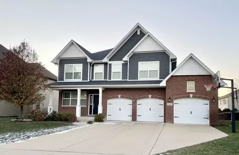 5160 Ridge Rd, Lisle, IL 60532