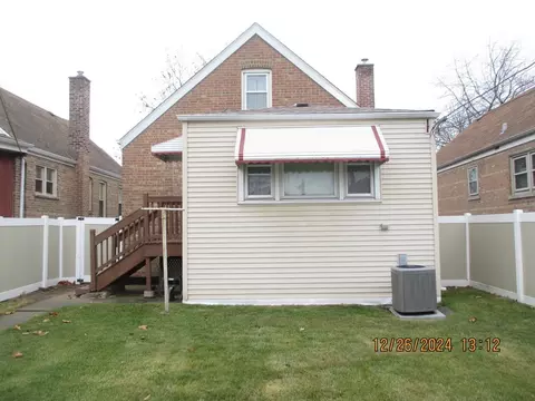 5347 S Kolin Ave, Chicago, IL 60632 photo 5