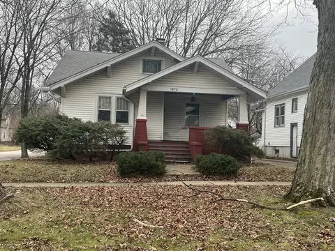 1670 N College St, Decatur, IL 62526