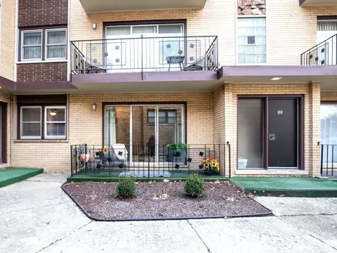 Exterior - Undisclosed, Chicago, IL 60643 photo 1 of 2