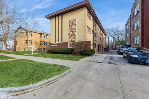 Exterior - Undisclosed, Chicago, IL 60643 photo 2 of 2