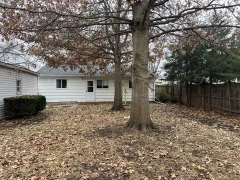 Exterior - 2108 E 7th St, Sterling, IL 61081 photo 2 of 3