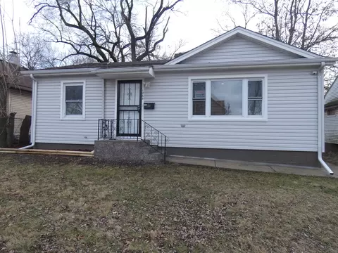 1264 E Chestnut St, Kankakee, IL 60901