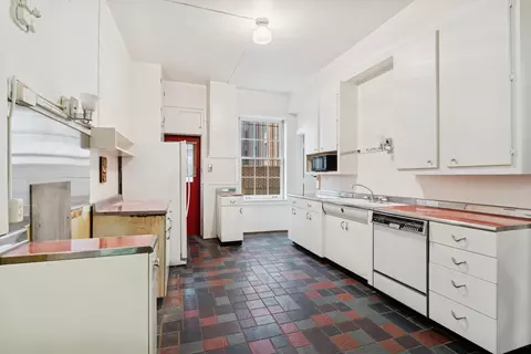 200 E Pearson St #2E, Chicago, IL 60611 photo 16