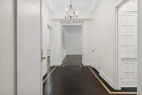 200 E Pearson St #2E, Chicago, IL 60611 photo 2