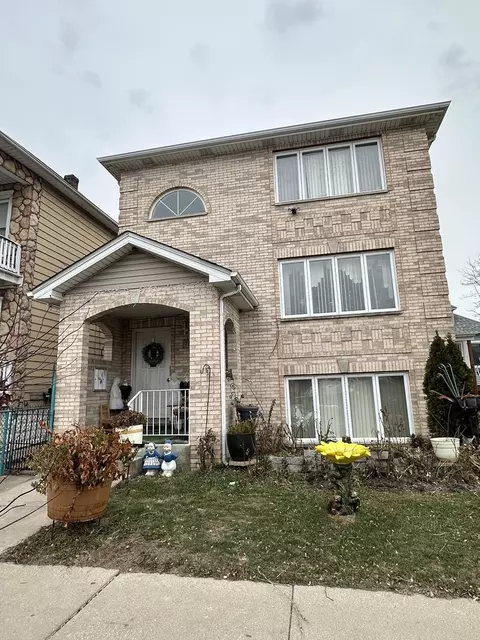 7520 W 61st St, Summit, IL 60501