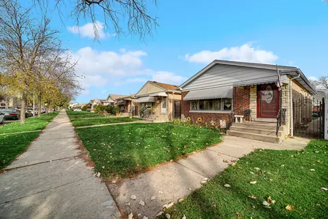 2535 N Menard Ave, Chicago, IL 60639 photo 3