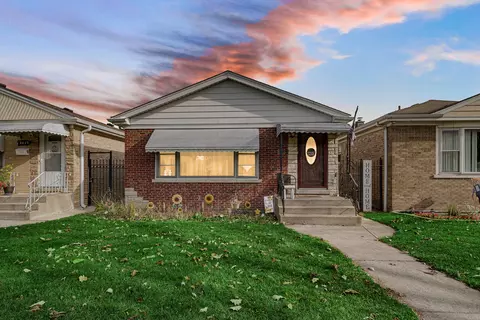 2535 N Menard Ave, Chicago, IL 60639 photo 2