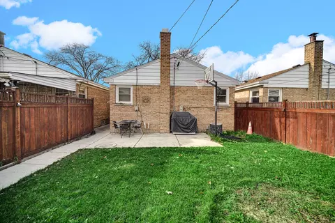 2535 N Menard Ave, Chicago, IL 60639 photo 15