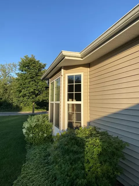 Exterior - 2425 Cape Cod Cir, Elgin, IL 60124 photo 11 of 12