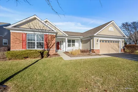 Exterior - 2425 Cape Cod Cir, Elgin, IL 60124 photo 2 of 12