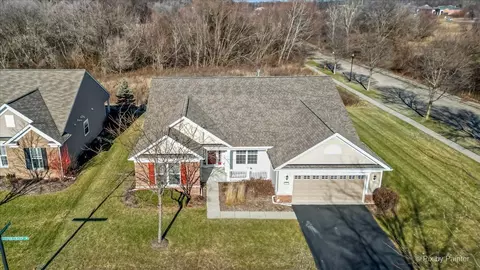 View/Area - 2425 Cape Cod Cir, Elgin, IL 60124 photo 2 of 11