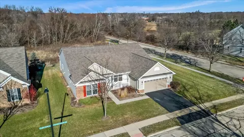 View/Area - 2425 Cape Cod Cir, Elgin, IL 60124 photo 1 of 11