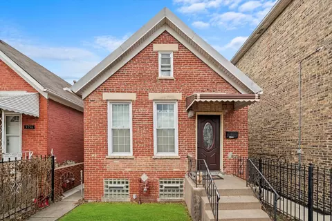 3752 S Wolcott Ave, Chicago, IL 60609