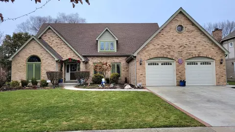 505 Arlington Ave, Naperville, IL 60565