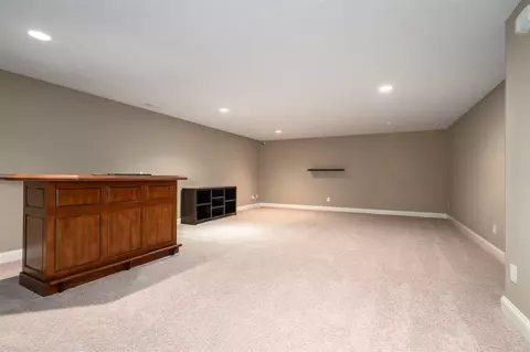 Living - 2704 Piney Run, Bloomington, IL 61705 photo 5 of 5