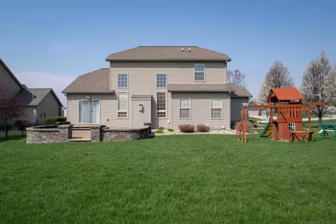 Exterior - 2704 Piney Run, Bloomington, IL 61705 photo 10 of 11