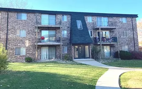 1005 E 194th St #303, Glenwood, IL 60425