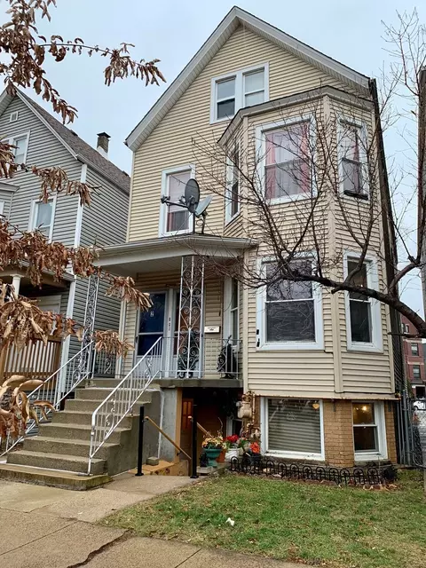 3060 N Elbridge Ave, Chicago, IL 60618