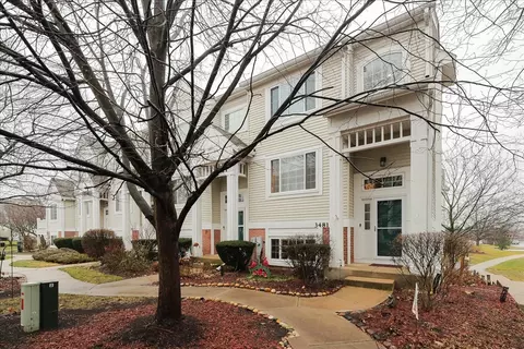 3481 Ravinia Cir, Aurora, IL 60504
