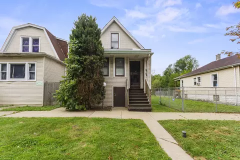 9236 S Blackstone Ave, Chicago, IL 60619