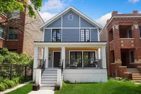 4517 N Whipple St, Chicago, IL 60625