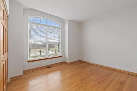 Living - 2780 Harnish Dr, Algonquin, IL 60102 photo 5 of 5