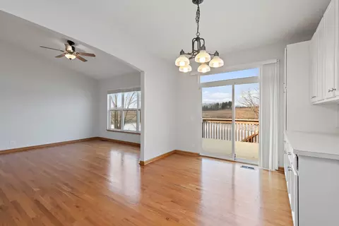 Living - 2780 Harnish Dr, Algonquin, IL 60102 photo 2 of 5