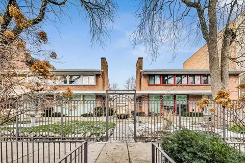 540 W Aldine Ave #H, Chicago, IL 60657