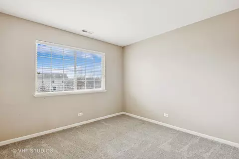 3926 Pratt St, Plano, IL 60545 photo 8