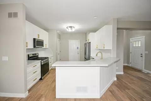 13022 Conifer St #1, Plainfield, IL 60585 photo 4