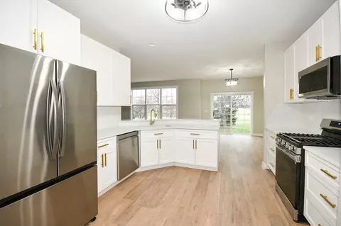 13022 Conifer St #1, Plainfield, IL 60585 photo 5