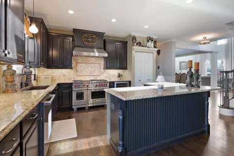 3988 Crimson Ct, Elgin, IL 60124 photo 9